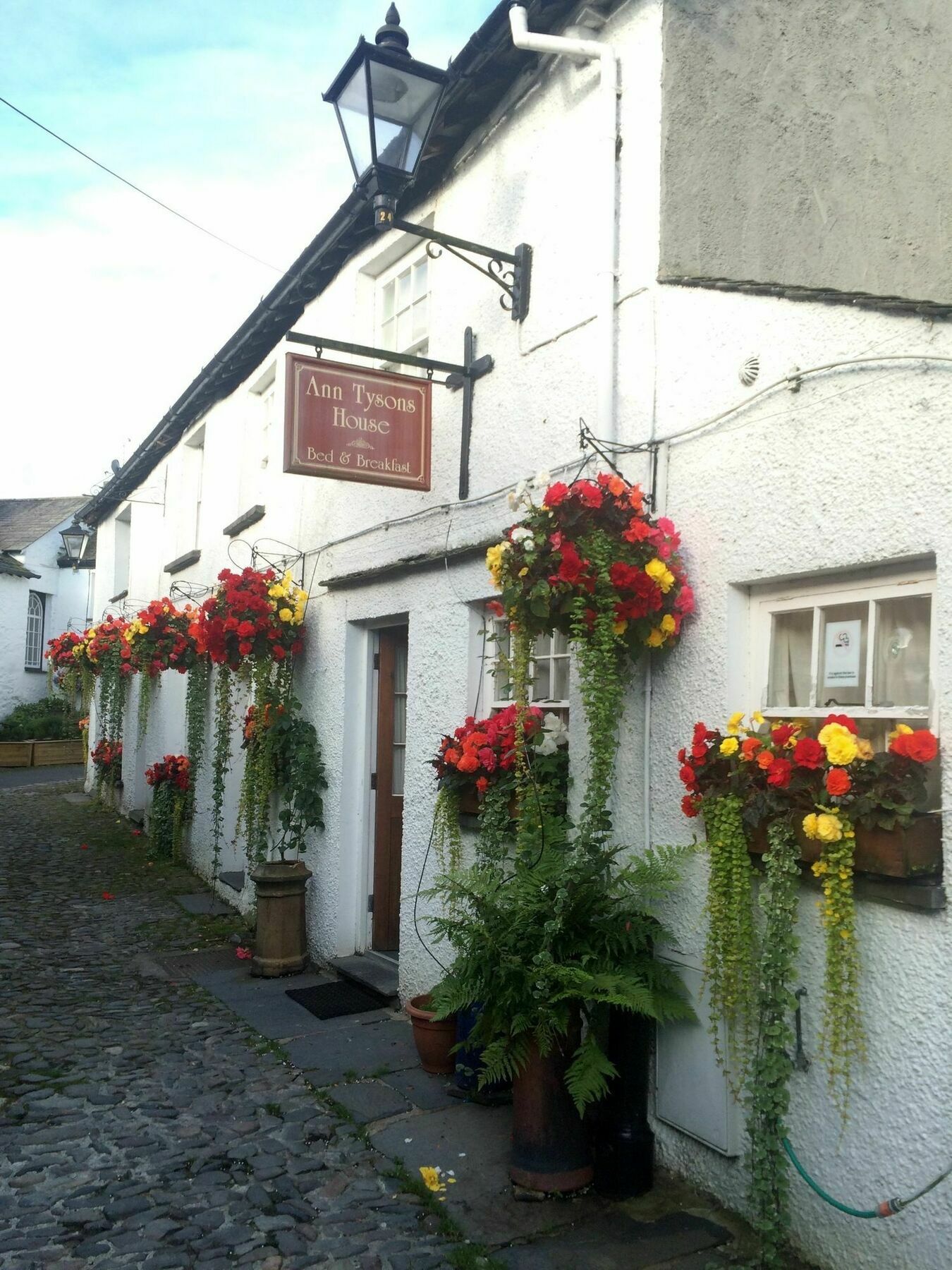 Ann Tysons House Hotel Ambleside Exterior photo